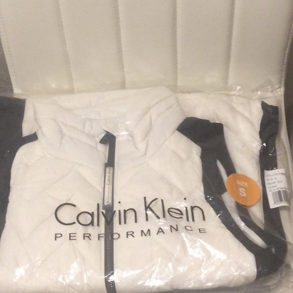 NWT CALVIN KLEIN Small Black/Cream Down Vest - Picture 15 of 16